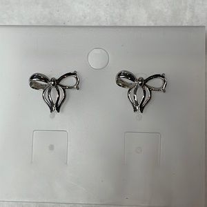 Fashion Jewelry ~ Earrings ~ Brand New!